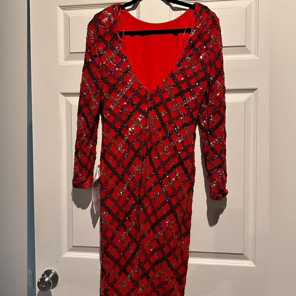EMERY DRESS In Rouge Red Multi - Picture 4 of 7